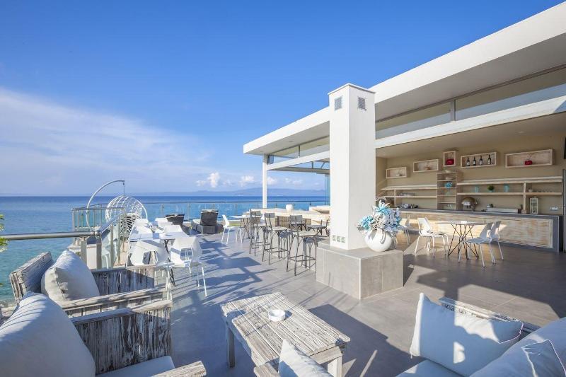 Art Boutique Suites Pefkochori Exterior photo