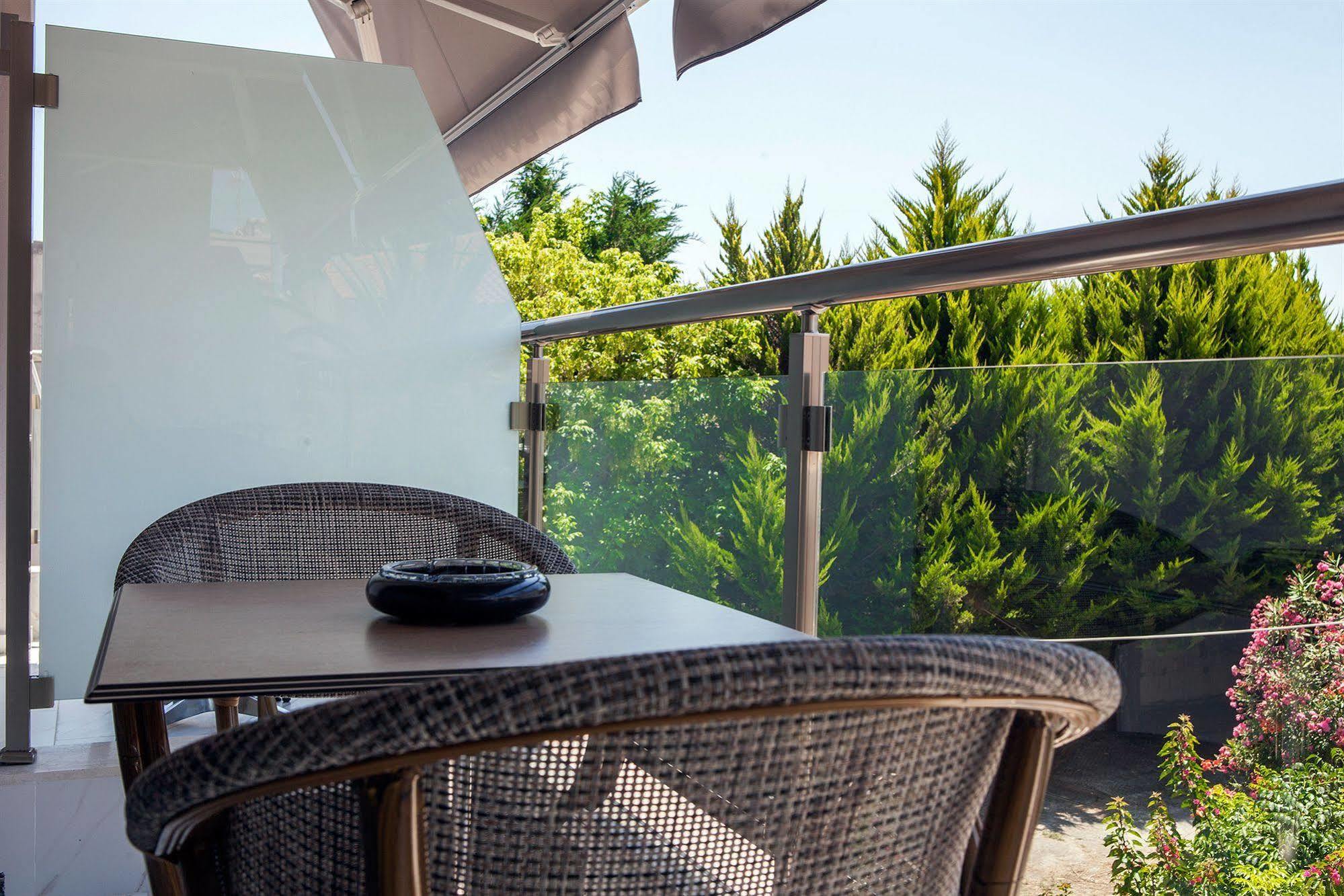 Art Boutique Suites Pefkochori Exterior photo